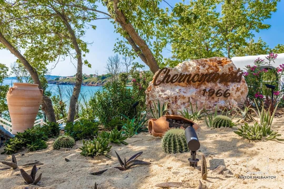 July'S Island Deluxe Διαμέρισμα Τσερνομόρετς Εξωτερικό φωτογραφία
